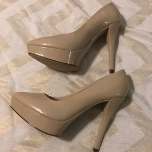 NWOT cream xAppeal pumps